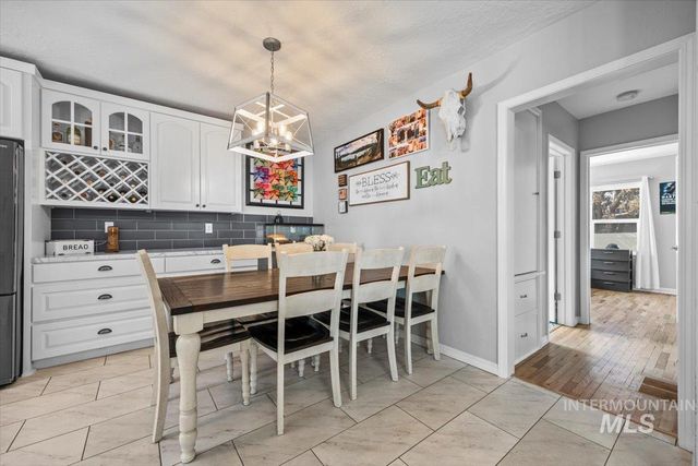 1802 S Kimball Ave, Caldwell, ID 83605