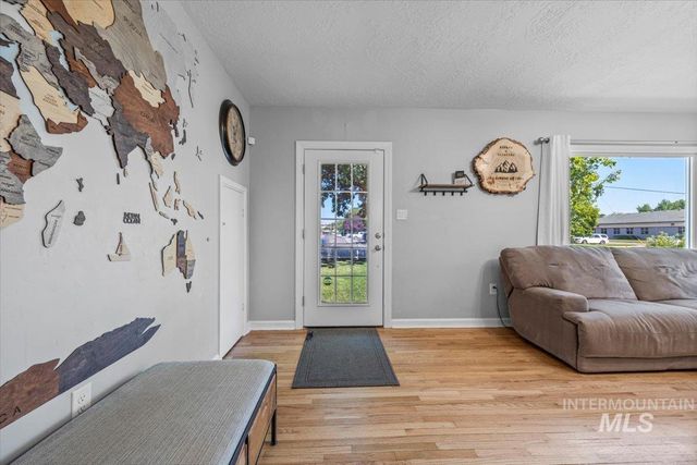 1802 S Kimball Ave, Caldwell, ID 83605