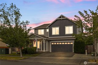 213 Bondgard Avenue E, Enumclaw, WA 98022