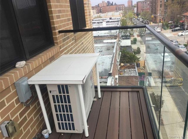 4226 147th Street 4A, Flushing, NY 11355