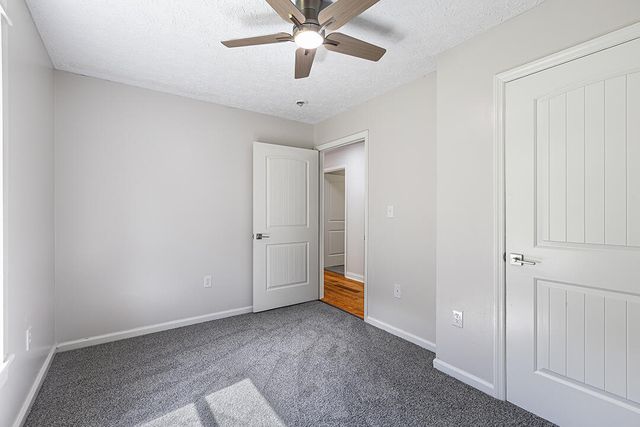 566 Lantern Way, Frenchburg, KY 40322
