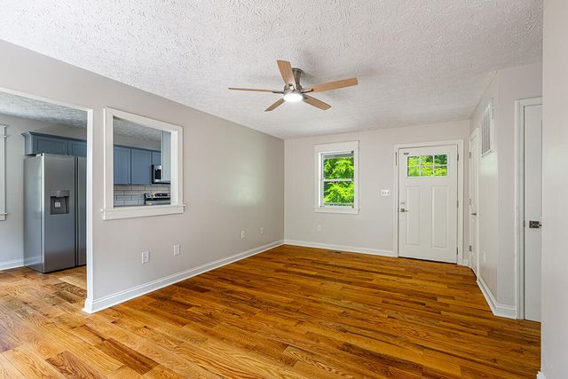 566 Lantern Way, Frenchburg, KY 40322