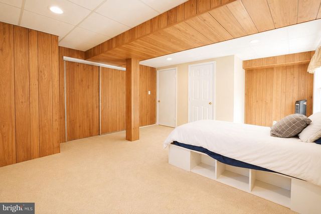 2518 LINDLEY TER, Rockville, MD 20850