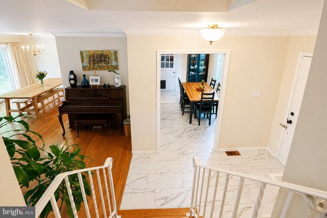 2518 LINDLEY TER, Rockville, MD 20850