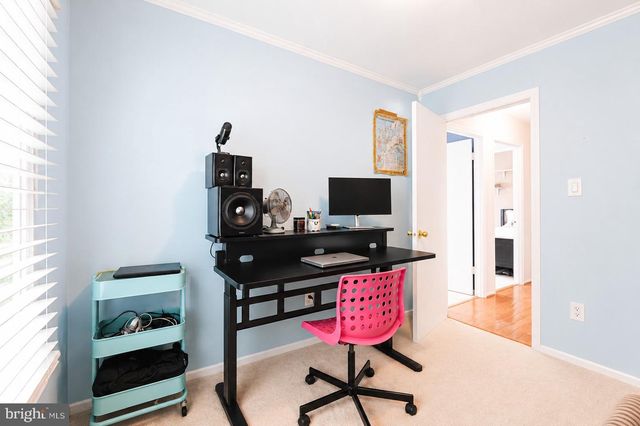 2518 LINDLEY TER, Rockville, MD 20850