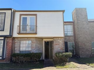 6370 Creekbend Drive 55, Houston, TX 77096