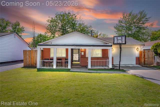 27445 Lorenz Street, Madison Heights, MI 48071