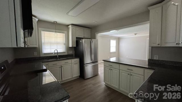 7511 Monroe Road, Charlotte, NC 28212