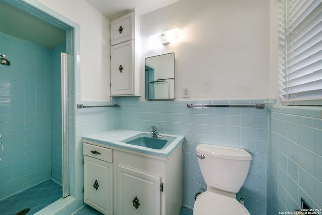 327 TANGO DR, San Antonio, TX 78216