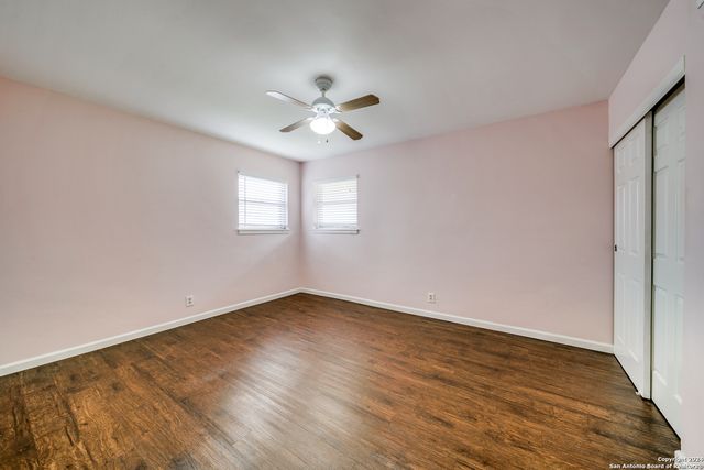327 TANGO DR, San Antonio, TX 78216