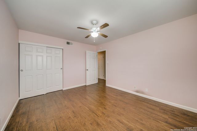 327 TANGO DR, San Antonio, TX 78216