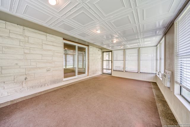 327 TANGO DR, San Antonio, TX 78216