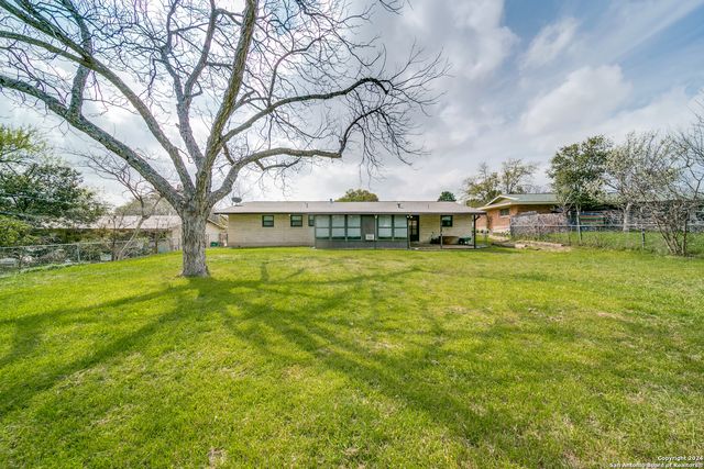 327 TANGO DR, San Antonio, TX 78216