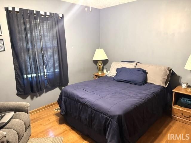 1472 Sandalwood Court, Evansville, IN 47720
