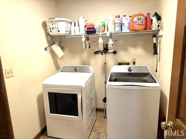1472 Sandalwood Court, Evansville, IN 47720