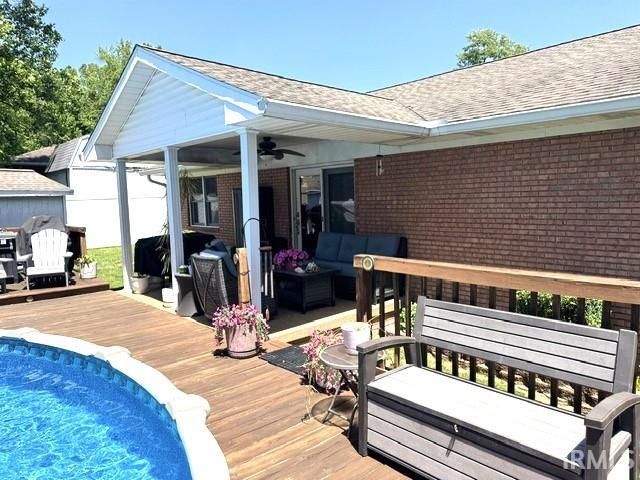 1472 Sandalwood Court, Evansville, IN 47720