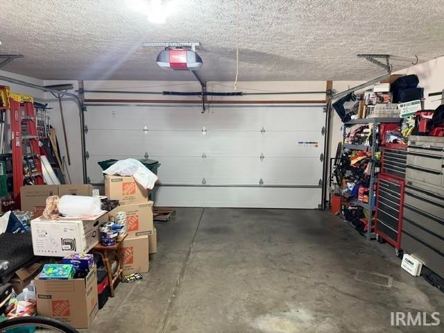 1472 Sandalwood Court, Evansville, IN 47720