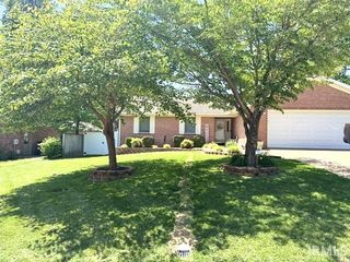 1472 Sandalwood Court, Evansville, IN 47720