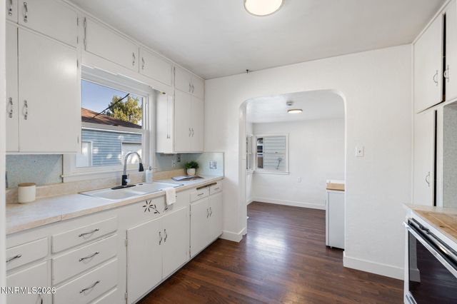 974 6th Street, Sparks, NV 89431