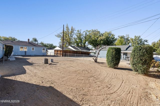 974 6th Street, Sparks, NV 89431