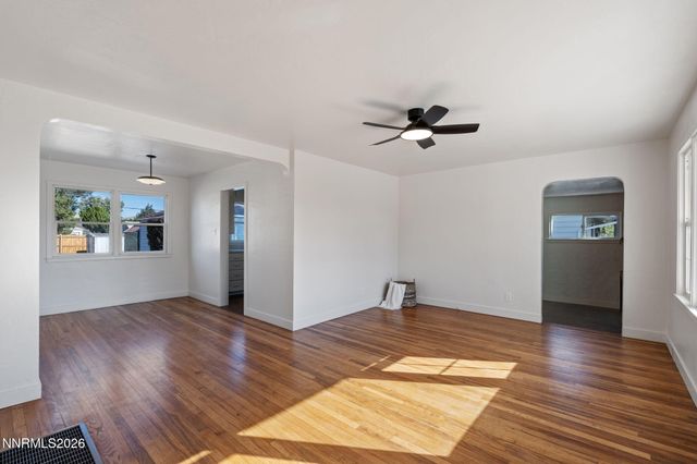 974 6th Street, Sparks, NV 89431