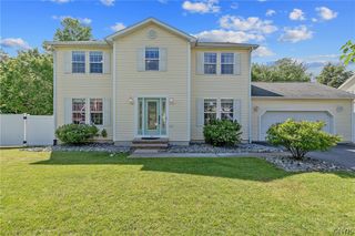 27 Tupelo Drive, Scriba, NY 13126