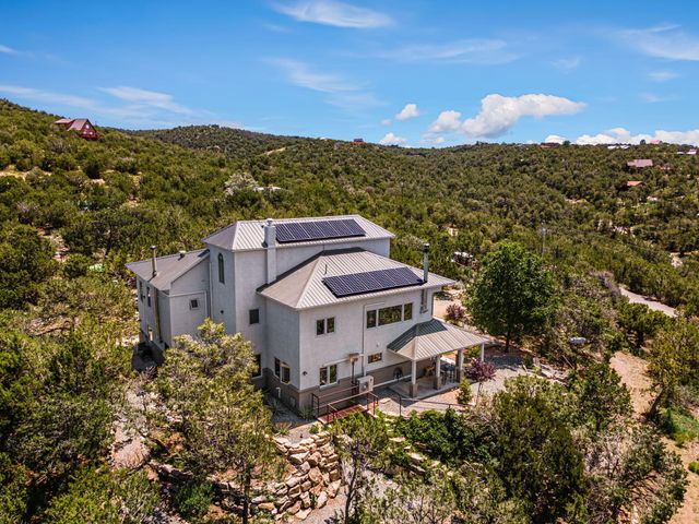 75 Canyon Road, Sandia Park, NM 87047