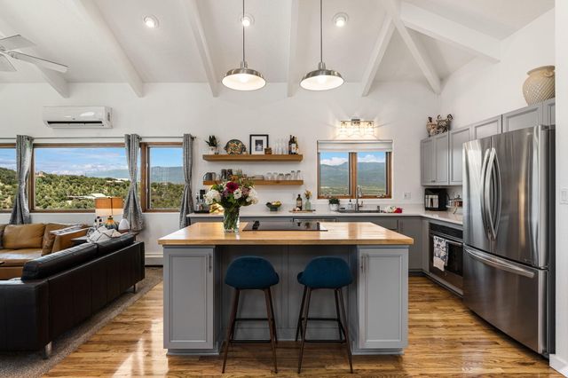 75 Canyon Road, Sandia Park, NM 87047