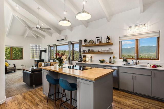 75 Canyon Road, Sandia Park, NM 87047