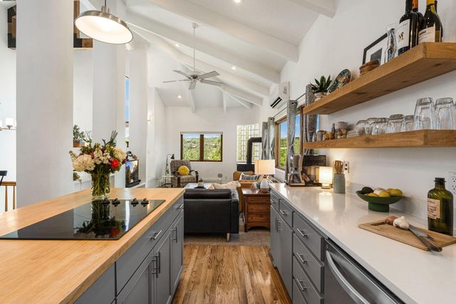 75 Canyon Road, Sandia Park, NM 87047