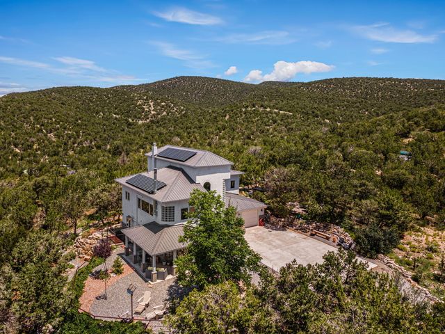 75 Canyon Road, Sandia Park, NM 87047