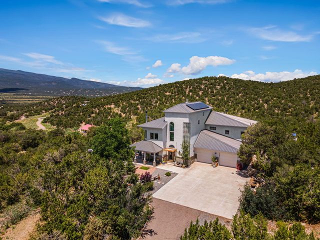 75 Canyon Road, Sandia Park, NM 87047
