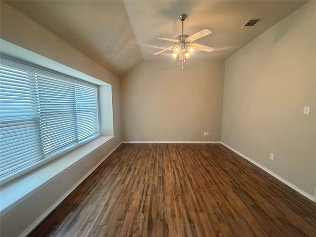 9909 Half Moon Drive, Mckinney, TX 75072