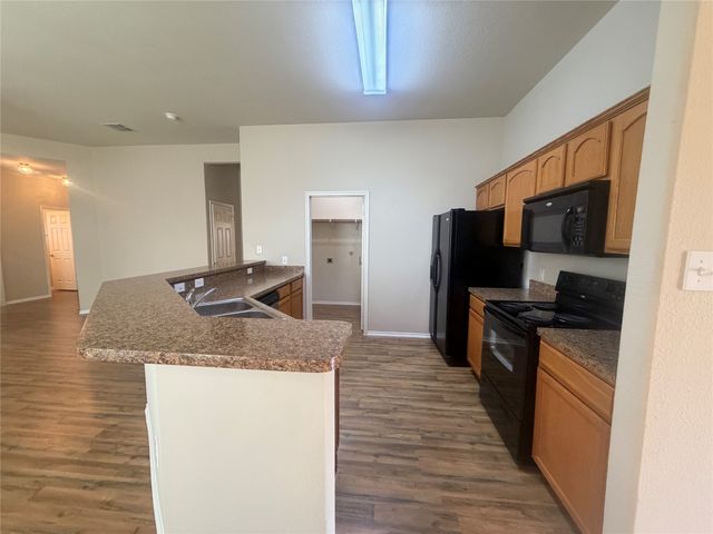 9909 Half Moon Drive, Mckinney, TX 75072