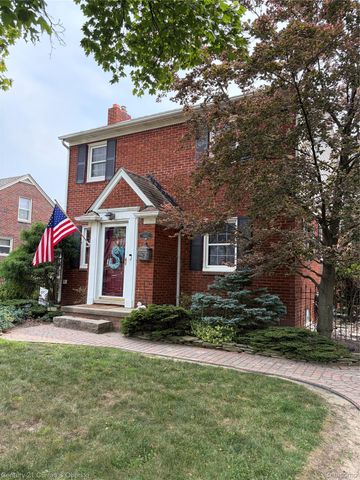 14843 White Avenue, Allen Park, MI 48101