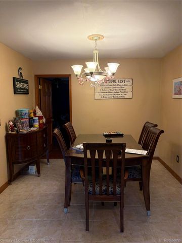 14843 White Avenue, Allen Park, MI 48101