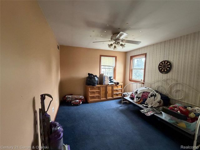 14843 White Avenue, Allen Park, MI 48101