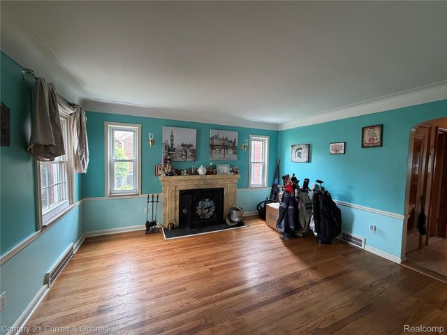 14843 White Avenue, Allen Park, MI 48101
