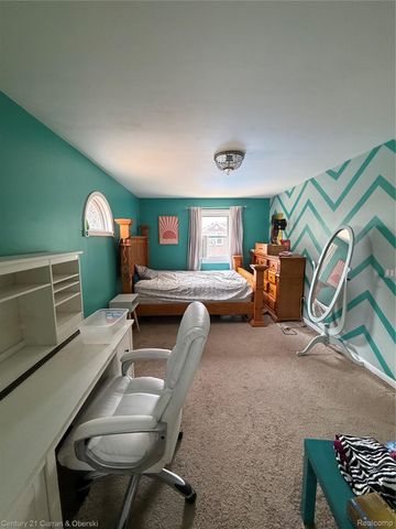 14843 White Avenue, Allen Park, MI 48101