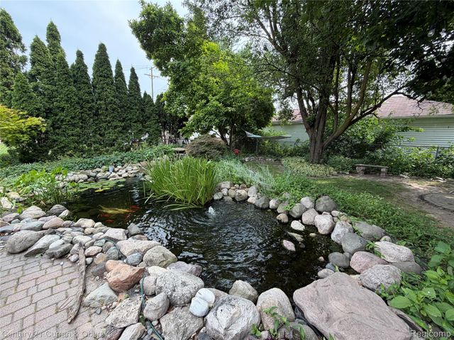 14843 White Avenue, Allen Park, MI 48101