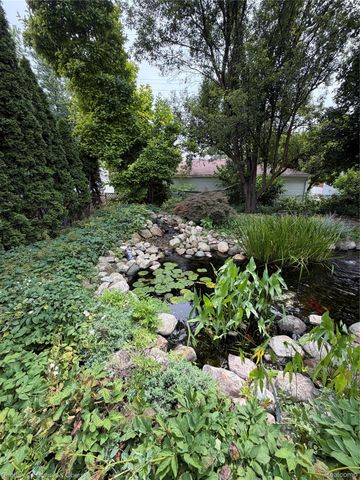 14843 White Avenue, Allen Park, MI 48101