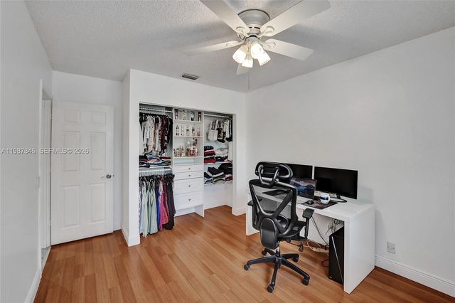 484 Cambridge Dr, Weston, FL 33326