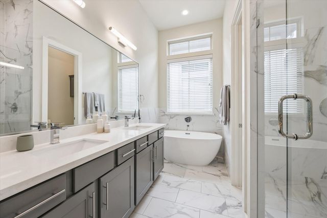 5209 Allen Street D, Houston, TX 77007