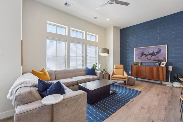 5209 Allen Street D, Houston, TX 77007