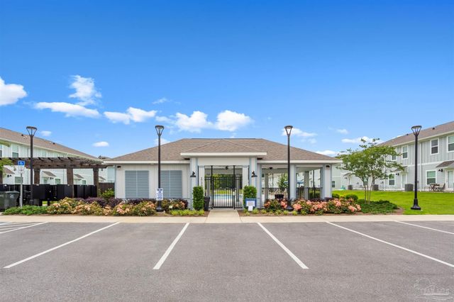 8991 Brigade Trl, Pensacola, FL 32534