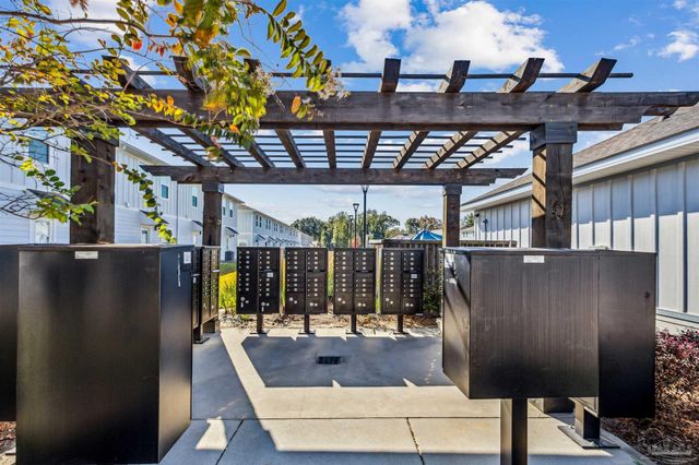 8991 Brigade Trl, Pensacola, FL 32534