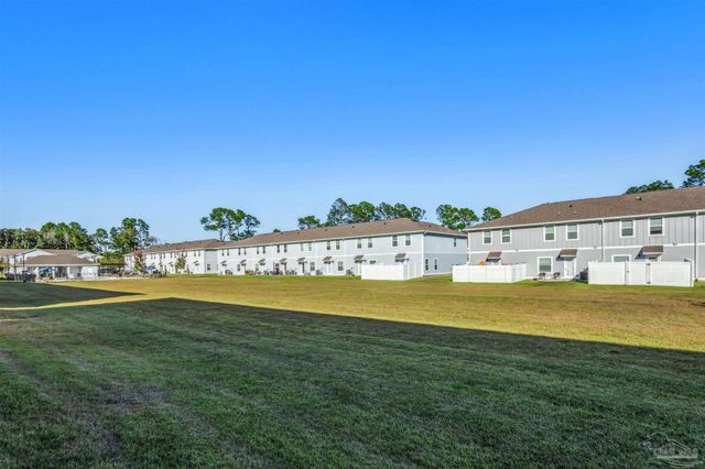 8991 Brigade Trl, Pensacola, FL 32534