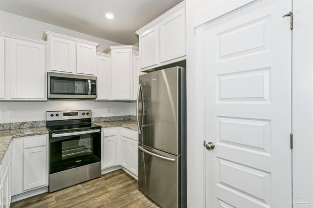 8991 Brigade Trl, Pensacola, FL 32534