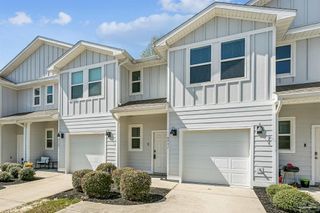8991 Brigade Trl, Pensacola, FL 32534