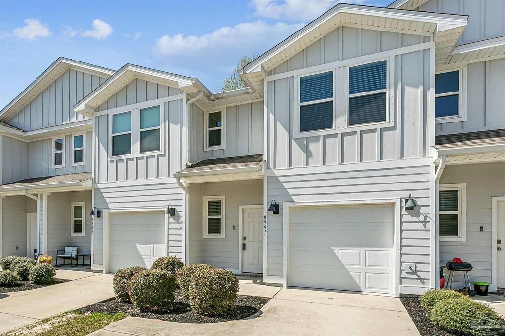 8991 Brigade Trl, Pensacola, FL 32534